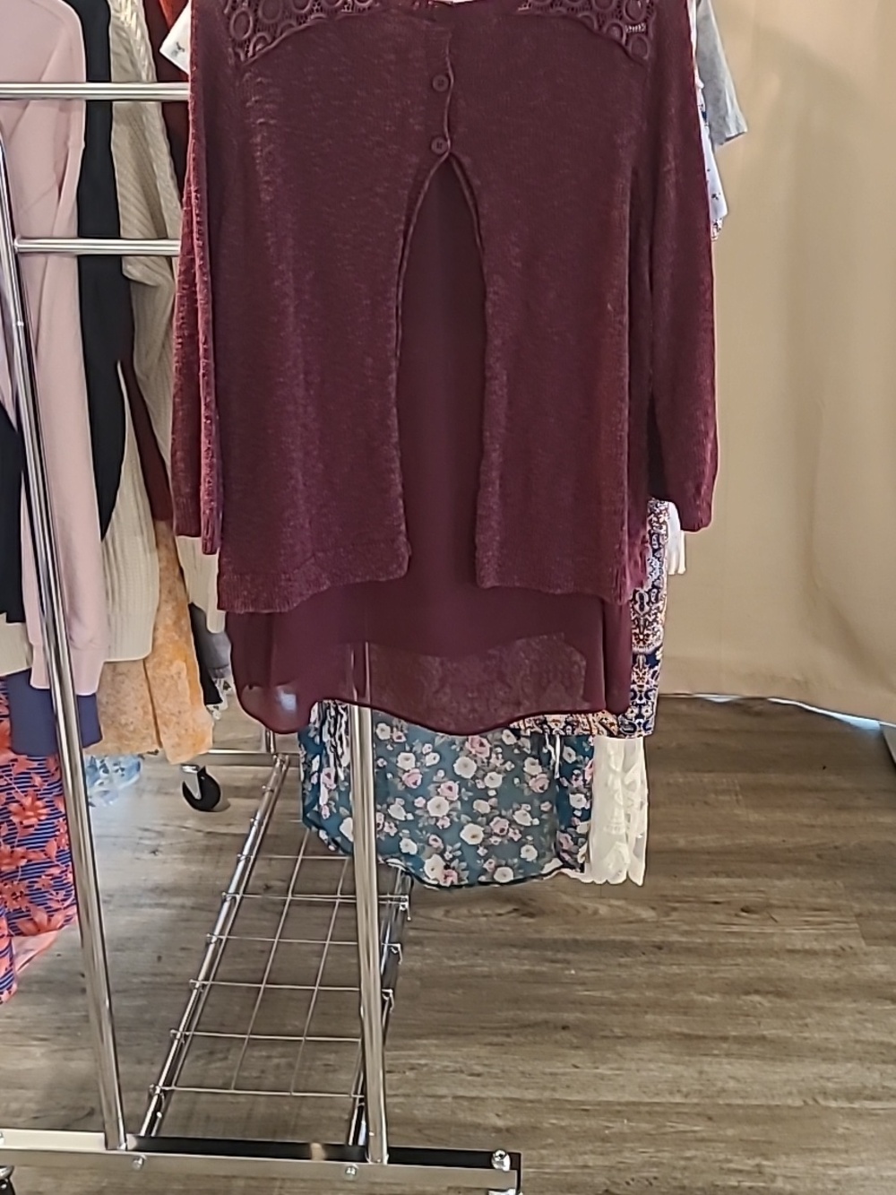 #49 Lucky Brand Burgundy Sweater Top - Picture 5 of 9